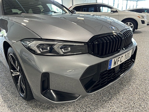 BMW 330e 6 of 27