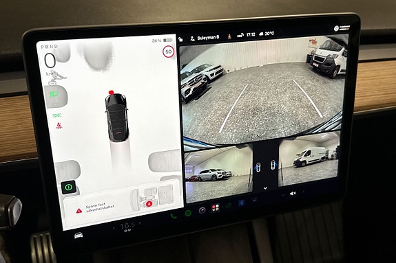 Tesla Model Y 20 of 22