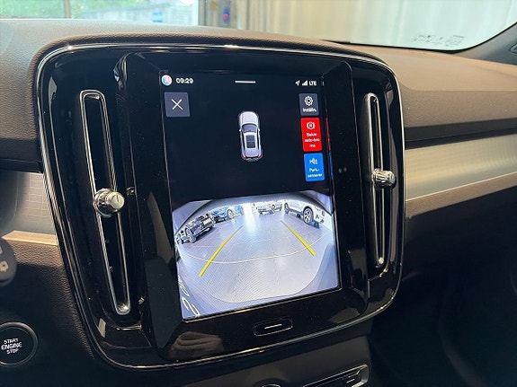 Volvo XC40 18 of 20