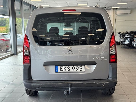Peugeot Partner Tepee 4 of 18