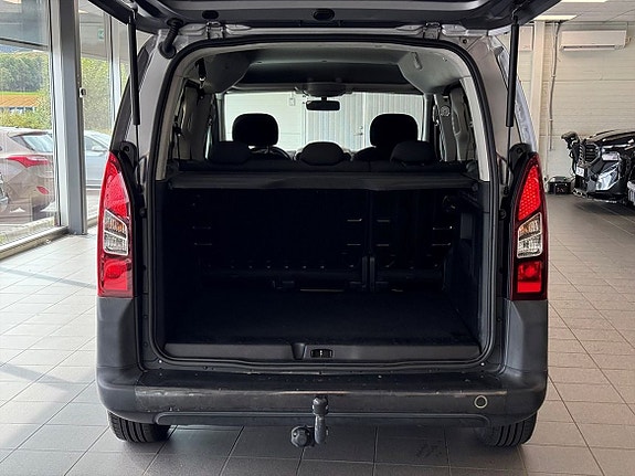 Peugeot Partner Tepee 16 of 18