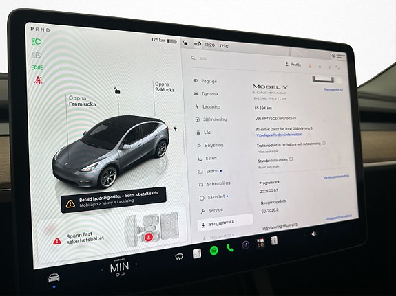 Tesla Model Y 26 of 30