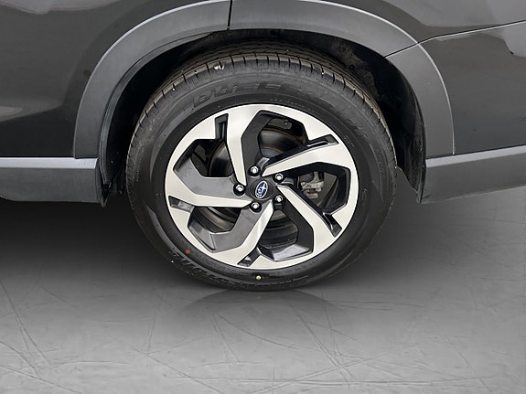 Subaru Forester 30 of 30