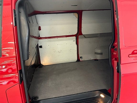 Volkswagen Transporter 7 of 9