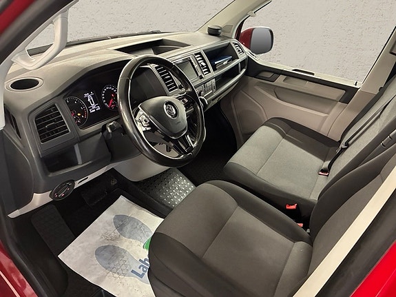 Volkswagen Transporter 5 of 9