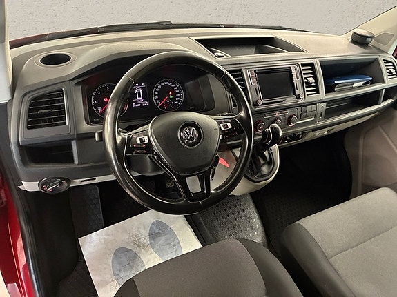 Volkswagen Transporter 6 of 9