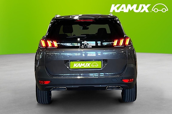 Peugeot 5008 5 of 26