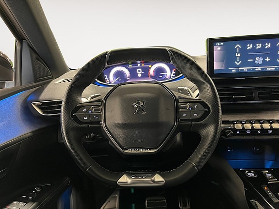 Peugeot 5008 12 of 26