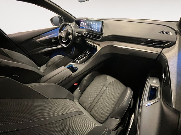 Peugeot 5008 14 of 26