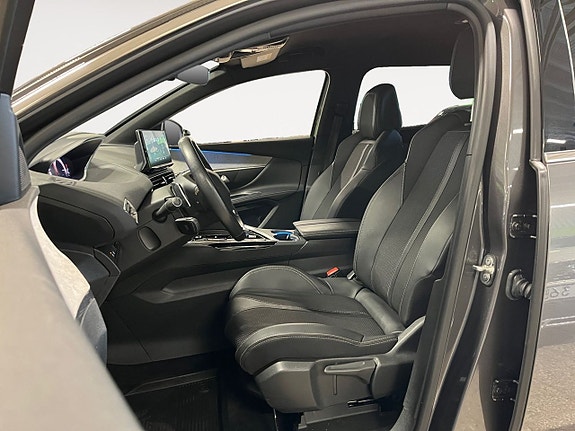 Peugeot 5008 9 of 26