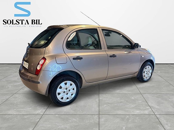 Nissan Micra 3 of 13
