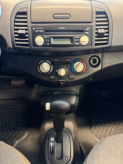 Nissan Micra 11 of 13