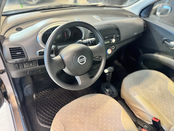 Nissan Micra 7 of 13