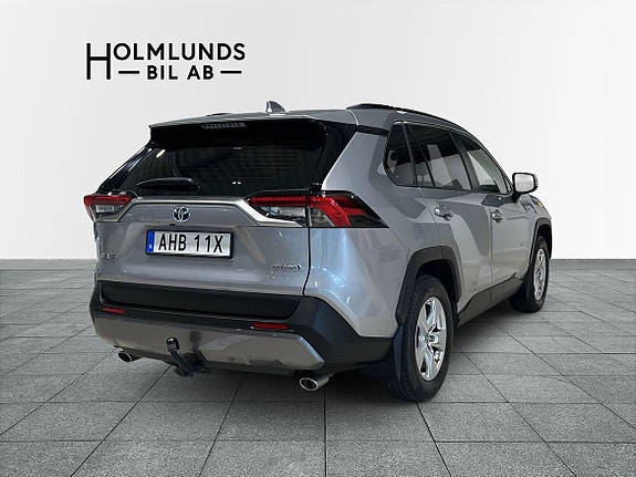 Toyota RAV4 18 of 27