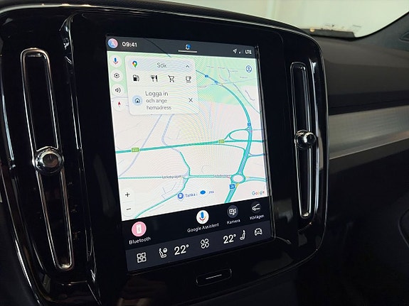 Volvo XC40 11 of 21
