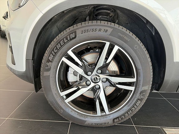 Volvo XC40 20 of 21