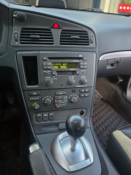 Volvo S60 7 of 11