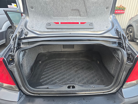 Volvo S60 11 of 11