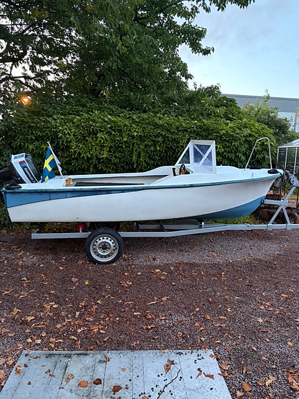 Crescent 495 med 35hk Evinrude motor 3 of 6
