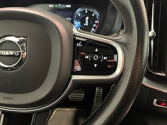 Volvo XC60 18 of 20