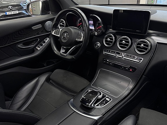 Mercedes-Benz GLC220 d 23 of 23