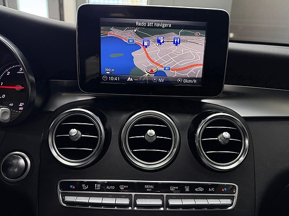Mercedes-Benz GLC220 d 16 of 23