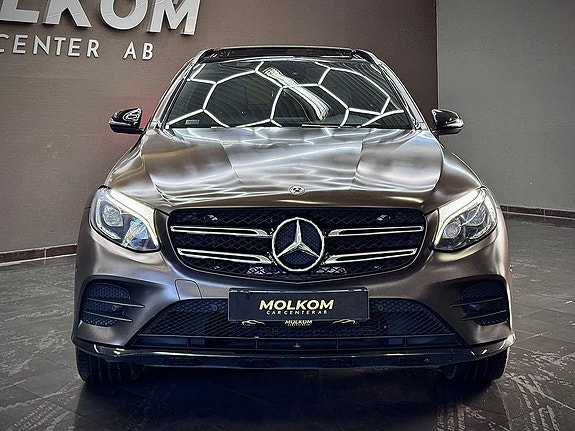 Mercedes-Benz GLC220 d 2 of 23