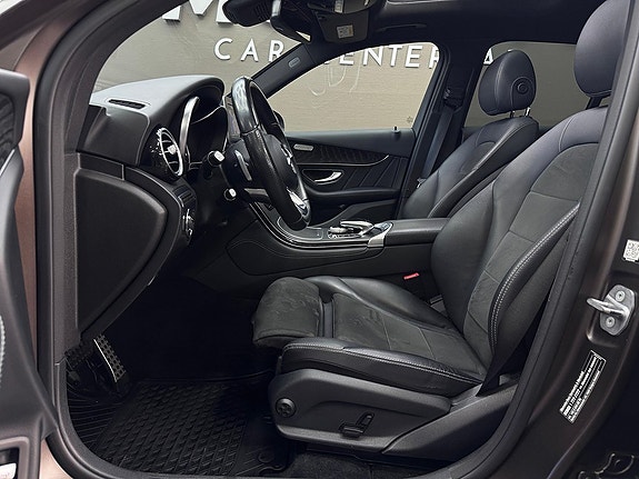 Mercedes-Benz GLC220 d 9 of 23