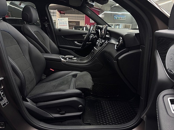 Mercedes-Benz GLC220 d 22 of 23