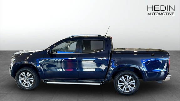 Mercedes-Benz X-Klass 6 of 9