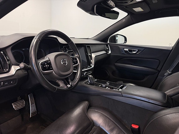 Volvo V60 7 of 20
