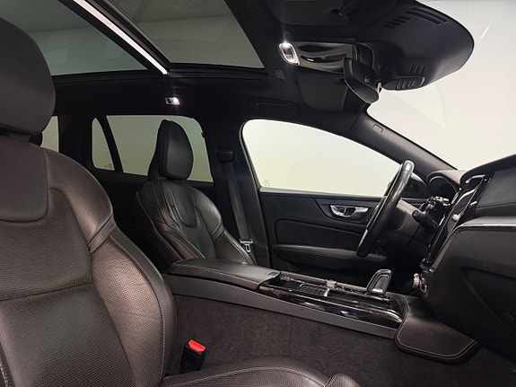 Volvo V60 12 of 20