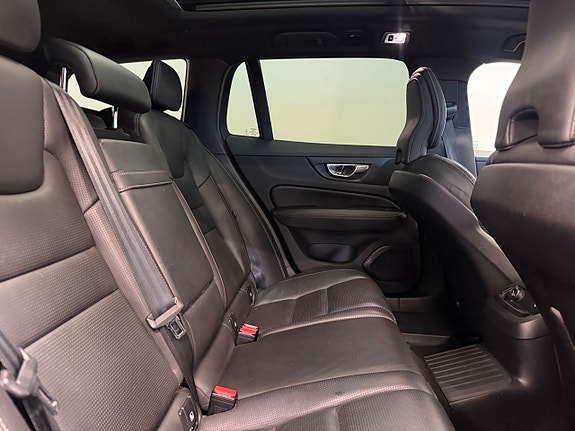 Volvo V60 13 of 20