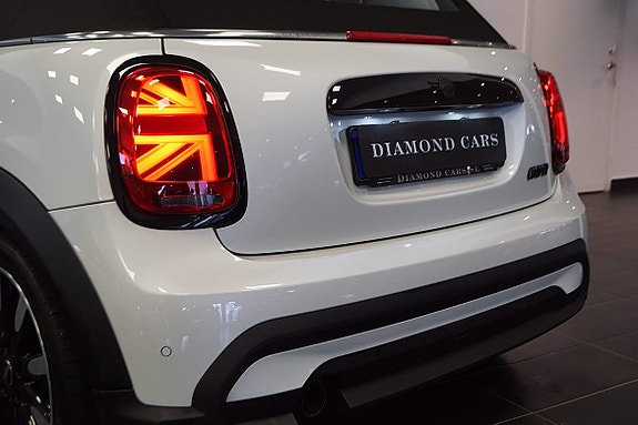 MINI Cooper 4 of 19