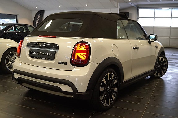 MINI Cooper 8 of 19