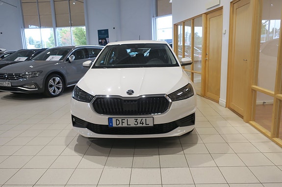 Skoda Fabia 3 of 9