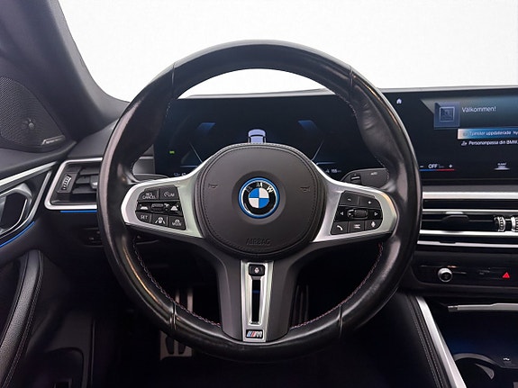 BMW i4 16 of 30