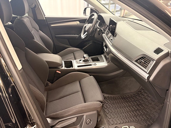 Audi Q5 9 of 19
