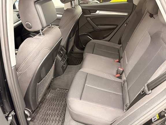 Audi Q5 12 of 19