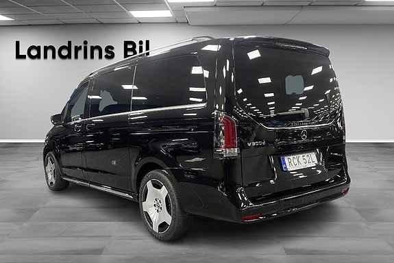 Mercedes-Benz V300 6 of 18