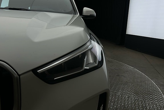 BMW X1 11 of 22