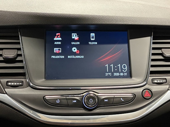 Opel Astra 12 of 13