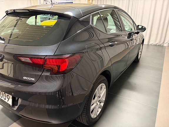 Opel Astra 4 of 13