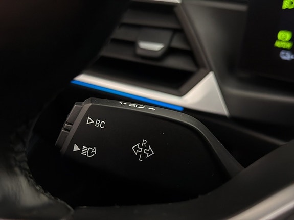 BMW i4 16 of 30