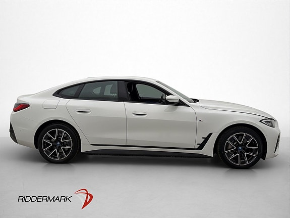 BMW i4 9 of 30
