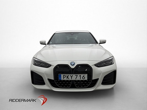 BMW i4 2 of 30