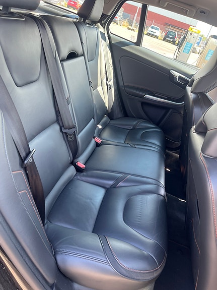 Volvo V60 9 of 11