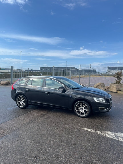 Volvo V60 3 of 11