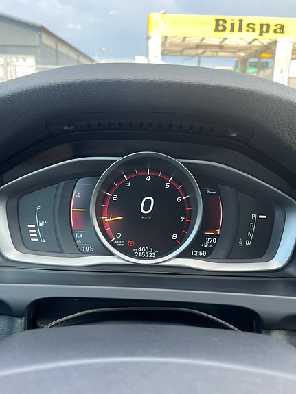 Volvo V60 5 of 11
