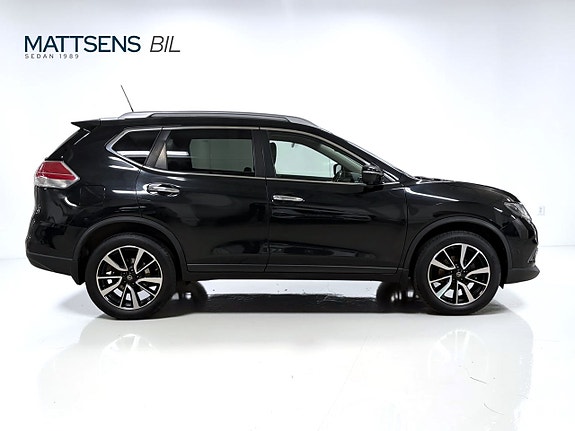 Nissan X-Trail 16 of 17